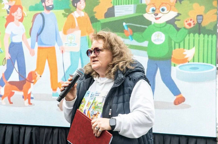 21 апреля в Новосибирском зоопарке среди животных и розовых фламинго прошел «Экодиктант‑2026»